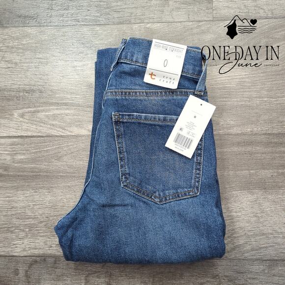 True Craft Distressed High Rise STraight Jeans Size 0 - Picture 6 of 6